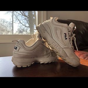 Size 6 White Fila Women’s Sneakers